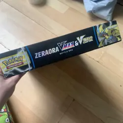 Pokemon ZERAORA VMax & VStar Battle Box - Lost Origin/Astral Radiance NEW/SEALED - Image 4