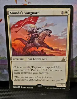 magic the gathering - Munda's Vanguard - Creature - Kor Knight Ally - Rare - Image 1