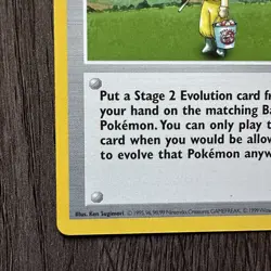Pokemon Breeder 076/102 Base Set Rare MP Pokemon Card Vintage WOTC Pokemon - Image 5