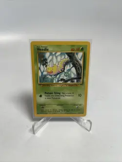 POKEMON WEEDLE 69/102 BASE SET COMMON NEAR MINT - Image 1
