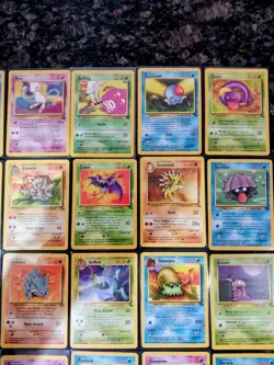 Pokemon WOTC Base Set/Jungle/Fossil LOT-32 NM Cards - Image 3