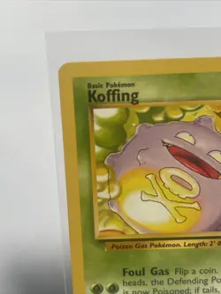 Pokemon Card Koffing 51/102 Base Set Unlimited Vintage NM-Mint - Image 3