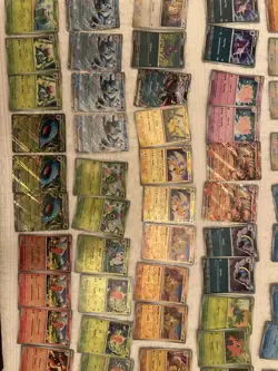 Pokemon 151 Bulk Lot of Reverse, EX, and Holo Cards - 90+ All Near Mint! - Image 4