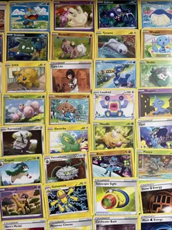 Pokemon TCG Vivid Voltage 90 Card Bundle Regular Common Uncommon Near Mint - Image 3