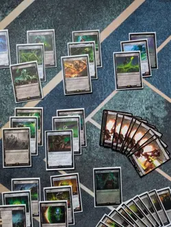 Magic the Gathering: Necron Dynasties Precon - Near Mint - Unboxed - Sleeved - Image 4