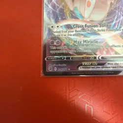 Pokemon TCG Mew VMAX Fusion Strike 114/264 Holo Ultra Rare - Image 5