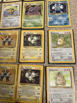 Base Set Pokemon Card Lot 45 Vintage Holos - Image 3