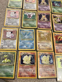 Base Set Pokemon Card Lot 45 Vintage Holos - Image 5