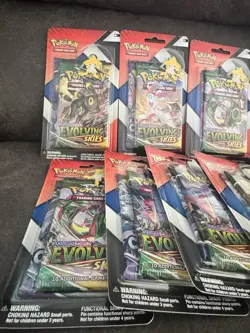 Pokemon TCG Evolving Skies 2-Pack Pin Blister - Image 2