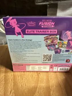 Nintendo Pokemon TCG: Sword & Shield Fusion Strike Elite Trainer Box 820650809330 - Image 3