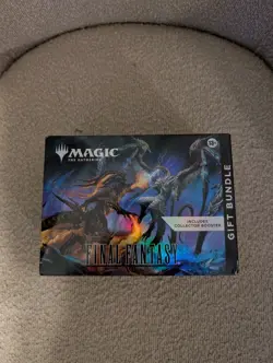 Magic: The Gathering - Final Fantasy Bundle: Gift Edition - Sealed - Image 1
