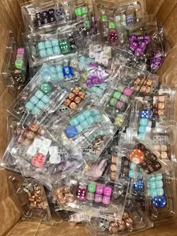 171 Pokemon TCG Various Dice Sets ETB - Image 1