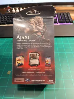 Magic the Gathering Core Set 2020 Planeswalker Deck Ajani - Image 4