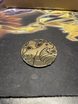 Dragonite Holo Gold & Black Pokemon TCG Coin - Image 1