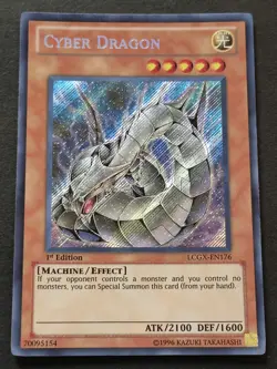 Cyber Dragon 1st Edition LCGX-EN176 Yu-Gi-Oh! trading card. - Image 1
