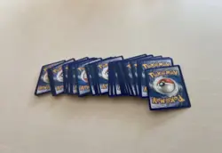 Pokemon close to a 1000 Bulk Cards (EX, V, Vintage or Pokeball Pattern) - Image 4