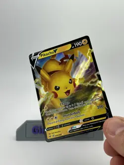 2020 Sword & Shield Pikachu V Vivid Voltage 43/185 NM Pokemon TCG - Image 2