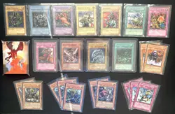 Vintage Yugioh Lot (23) Blue-Eyes White Dragon SDK-001 + Dragon Sleeves *LP-HP* - Image 1