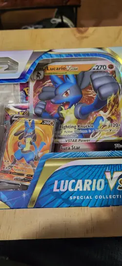 Pokemon TCG Lucario VSTAR Premium Collection (290-85124) - Image 3