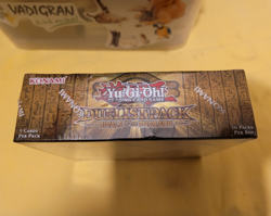 Yu-Gi-Oh DuelistPack Rivals of the Pharaoh English 36 Packs 1st Edition sealed - Image 5
