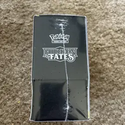 Pokemon TCG Hidden Fates Elite Trainer Box (ETB) New Factory Sealed - Image 4