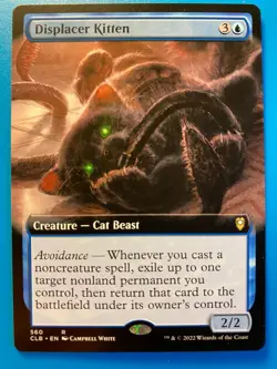 MTG 1x EXTENDED ART Displacer Kitten # 560 Battle for Baldur's Gate Magic x1 NM - Image 1