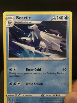 Pokemon Card Beartic 043/172 Brilliant Stars Non Holo CRIMP ERROR - Image 2
