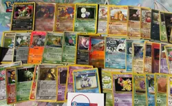 Lotto POKEMON 260+ Carte VINTAGE/Holo E Rare (Set Base/jungle/Charizard) Played - Image 3