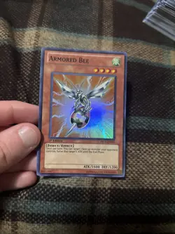 Yu-Gi-Oh 1st edition Armored Bee Super Rare #PRC1-EN007 - Image 1