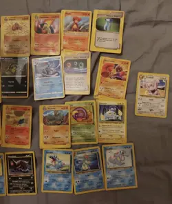 Lotto 29 carte pokemon set misti typhlosion e dugtrio reverse holo - Image 2