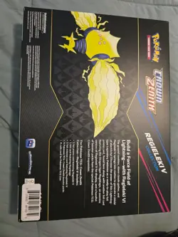 Pokemon TCG Crown Zenith Regieleki V Collection Box. SEALED - Image 2