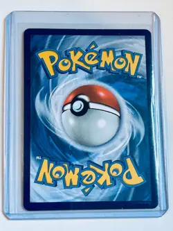Pokemon TCG Pikachu V 043/185 Vivid Voltage Full Art Ultra Rare Holo - Image 2