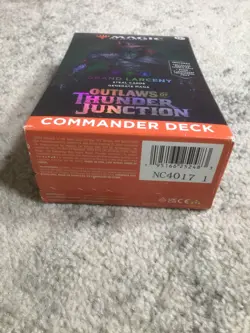 Magic the Gathering: Outlaws of Thunder Junction GRAND LARCENY Commander Deck - Image 3
