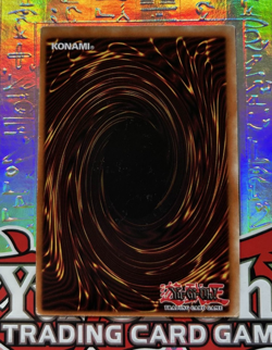 YuGiOh Blue-Eyes White Dragon SBC2-ENB02 SECRET RARE US Import MISCUT MISPRINT - Image 2