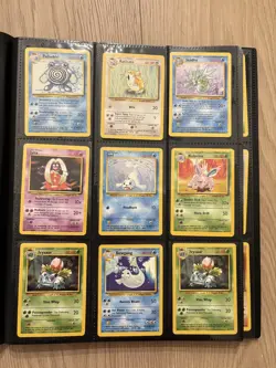 Pokemon TCG WOTC Binder with vintage cards 1999-2000 in EXCELLENT condition - Image 1