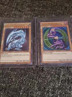 YuGiOh CT13 Limited Ed UR Holofoil Cards Blue Eyes White Dragon & Dark Magician - Image 1