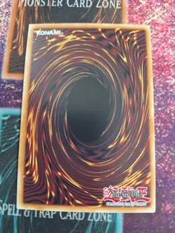 Yu-Gi-Oh! Dark Magician MVP1-ENSV3 Ultra Rare Limited Near Mint a1/ - Image 3