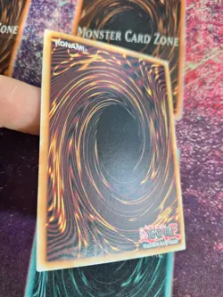 Yu-Gi-Oh! Dark Magician MVP1-ENSV3 Ultra Rare Limited Near Mint a1/ - Image 4