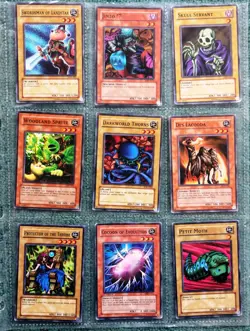 Yugioh Collection job lot 50 cards inc rares - Image 5