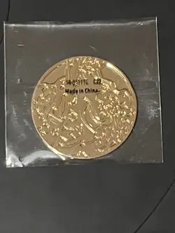 Charizard Ultra Premium Collection UPC Metal coins and dice Pokemon TCG - Image 3