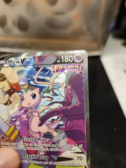 Pokemon TCG Mew v Fusion Strike 251/264 Holo Full Art Ultra Rare - Image 3