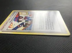 Department Store Girl 85/99 Platinum Arceus Pokemon Card NM - Image 2