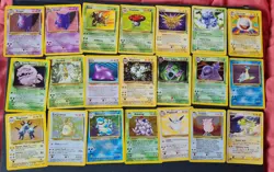 1998 - 2001 Old Pokemon Card Bundle 100+ Old Cards Rare’s & Commons 1000+ Cards - Image 3