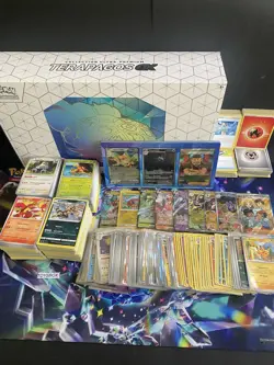 Lot De 1000 Cartes Pokemon Dont 12 Ultra Rare Et 100 Brillantes + UPC / NEUF FR - Image 1