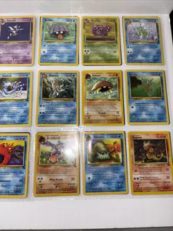 Lot of 29 Vintage Fossil Pokemon Cards 1999 WOTC - Image 2