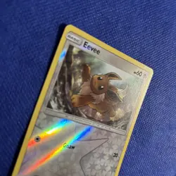 Eevee 49/68 Pokemon TCG Card Hidden Fates Reverse Holo - NM (c) - Image 3