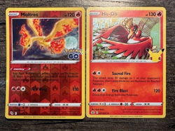 HO-OH 001/025 RARE HOLO CELEBRATIONS+ MOLTRES 012/078 RARE REV.HOLO POKEMON GO - Image 1