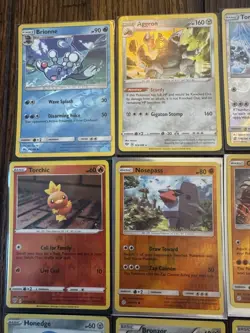 Lot Of 25 Pokemon Cards TCG 2016/2020 XY Evolutions And SWSH - Image 2