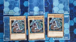 Yu-Gi-Oh Blue-Eyes White Dragon Playset X3 SDWD-EN002 Common 1st Edition - Image 1