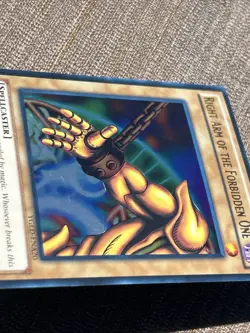 Yu-Gi-Oh! Right Arm of the Forbidden One YGLD-ENA20 Ultra Rare Unlimited LP - Image 4